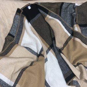 Shrug/Cardigan from Apt 9